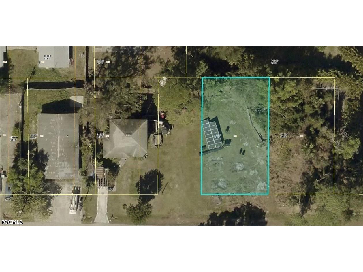 291 Hubbard Avenue North Fort Myers FL 33917 2026020720 image1