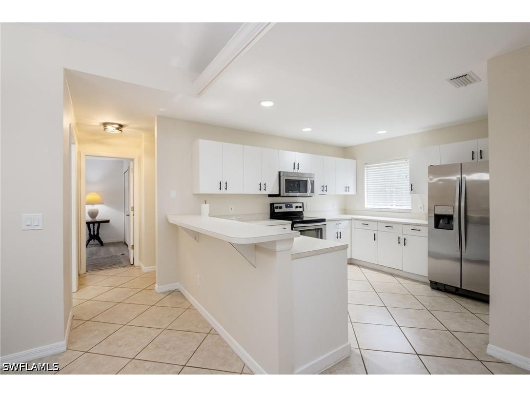 2910 2nd Street NE Naples FL 34120 226013788 image11