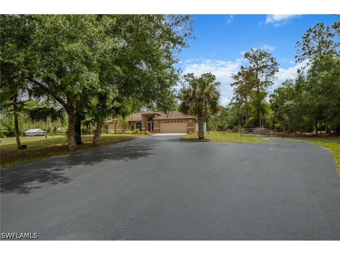 2910 2nd Street NE Naples FL 34120 226013788 image4