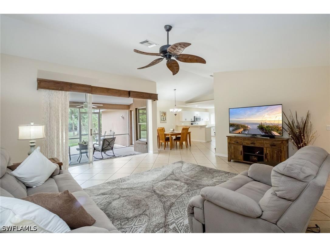 2910 2nd Street NE Naples FL 34120 226013788 image8