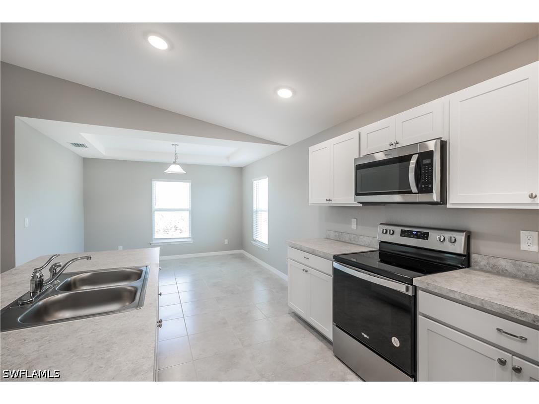 2910 61st Street W Lehigh Acres FL 33971 226013170 image4