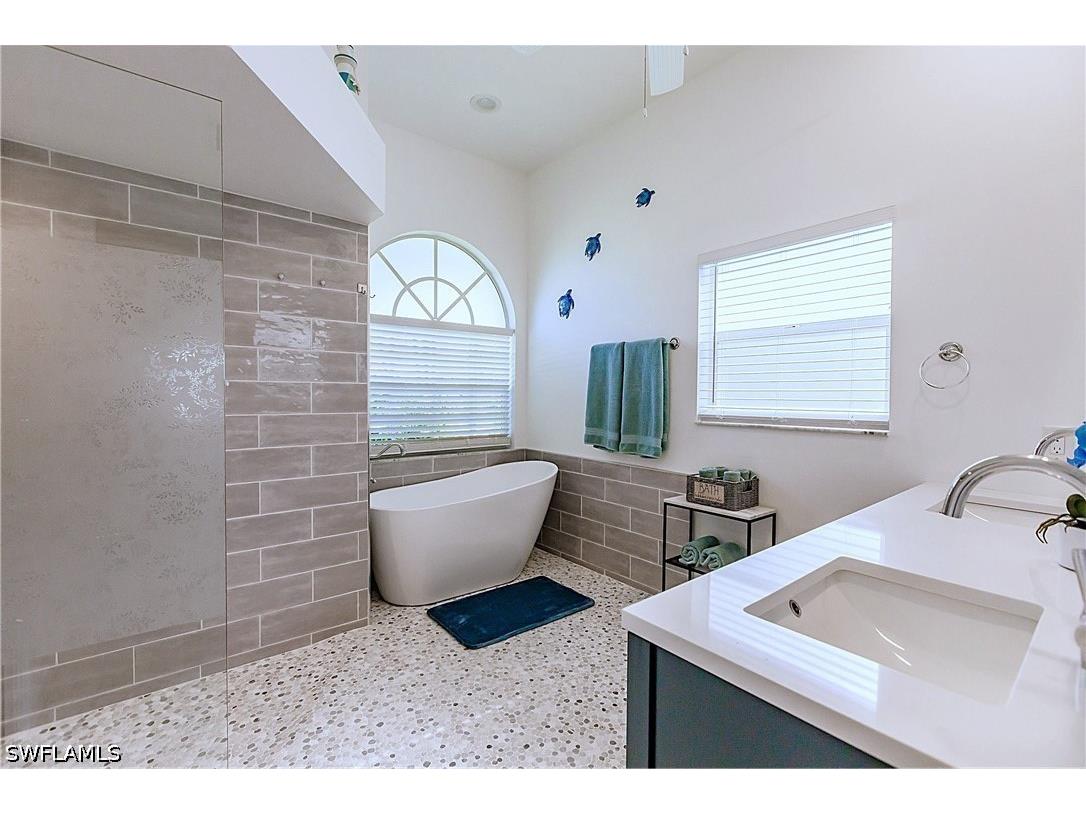 2910 SW 37th Terrace Cape Coral FL 33914 226021291 image12
