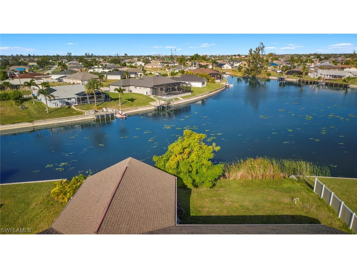 2910 SW 4th Place Cape Coral FL 33914 223079053 image1