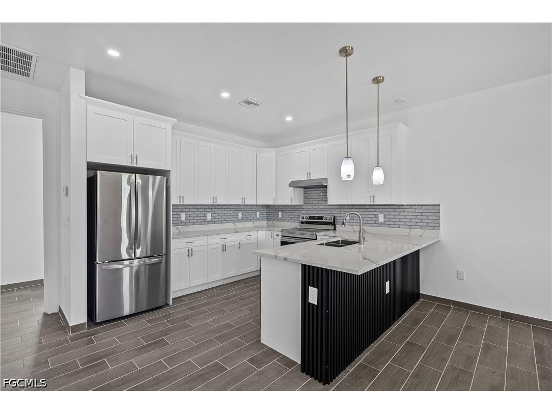 2911 10th Street SW Lehigh Acres FL 33976 2026023952 image9