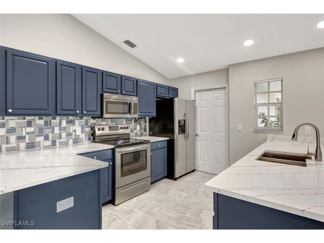 2911 16th Street W Lehigh Acres FL 33971 225005431 image4