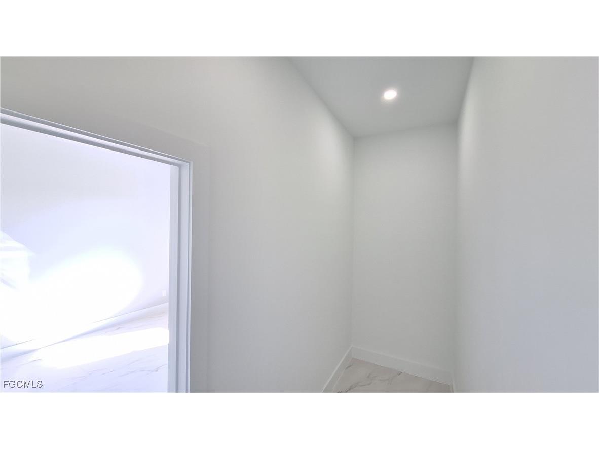 2911 22nd St Sw Lehigh Acres FL 33976 225033001 image16