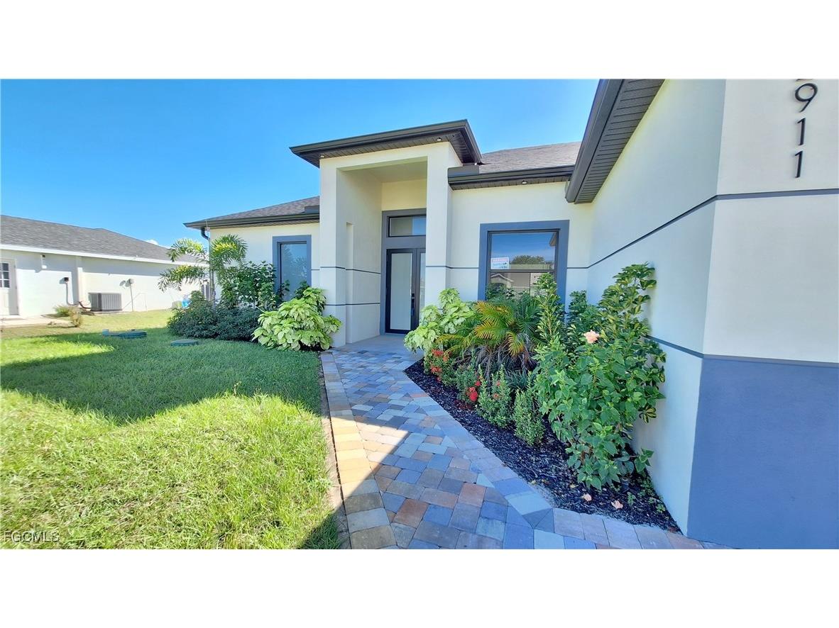 2911 22nd St Sw Lehigh Acres FL 33976 225033001 image2