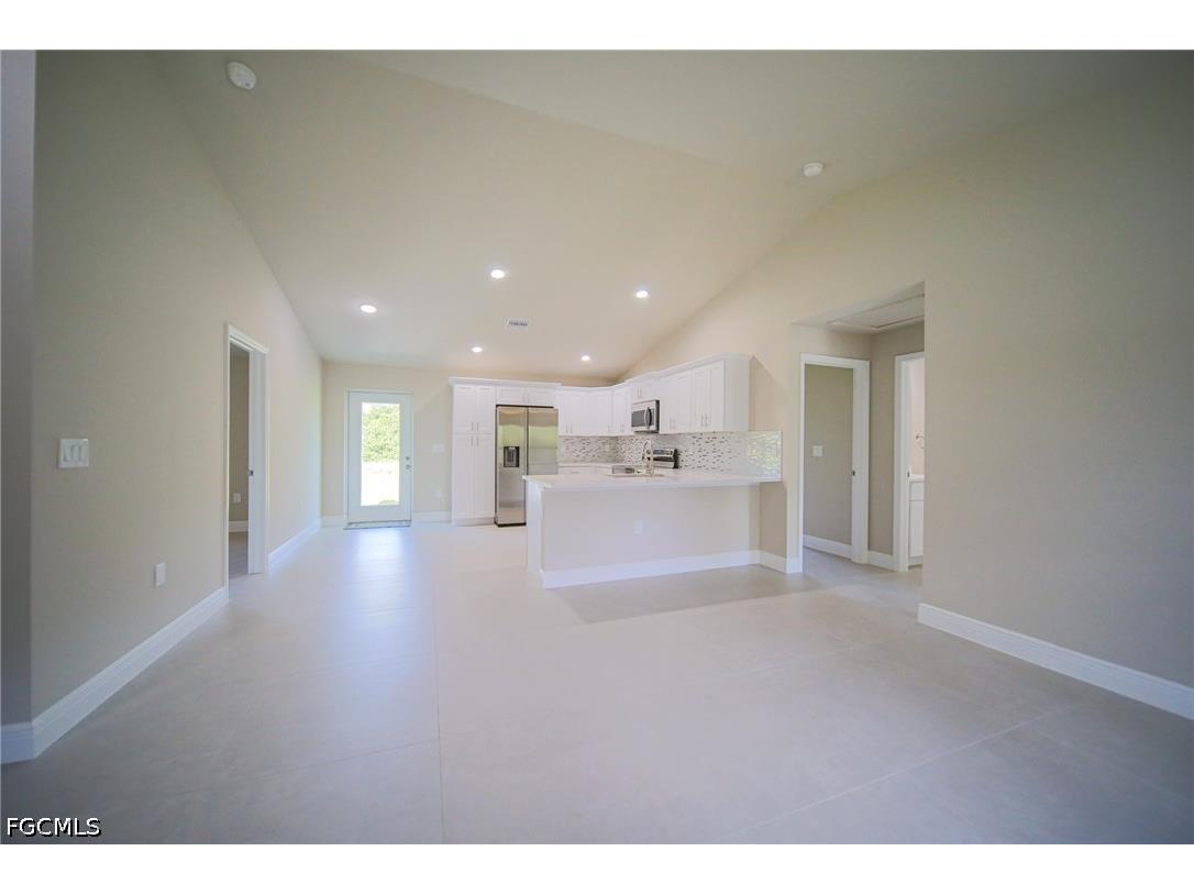 2911 30th Street W Lehigh Acres FL 33971 2026024045 image5