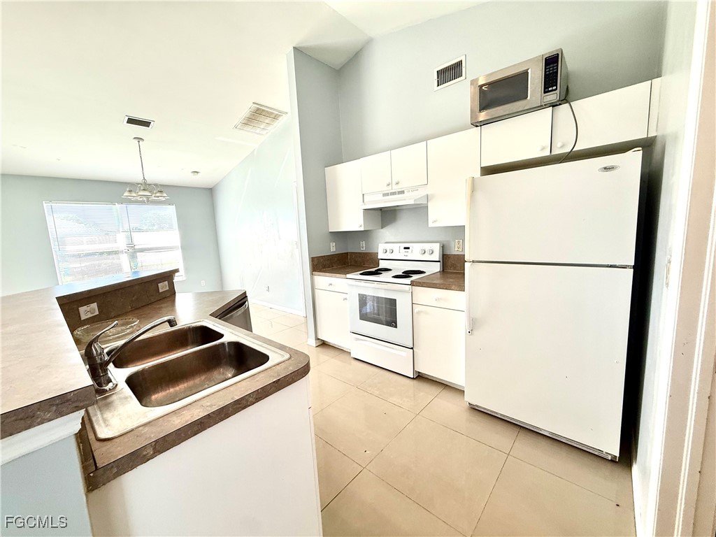 2911 40th Street SW Lehigh Acres FL 33976 2025013871 image9