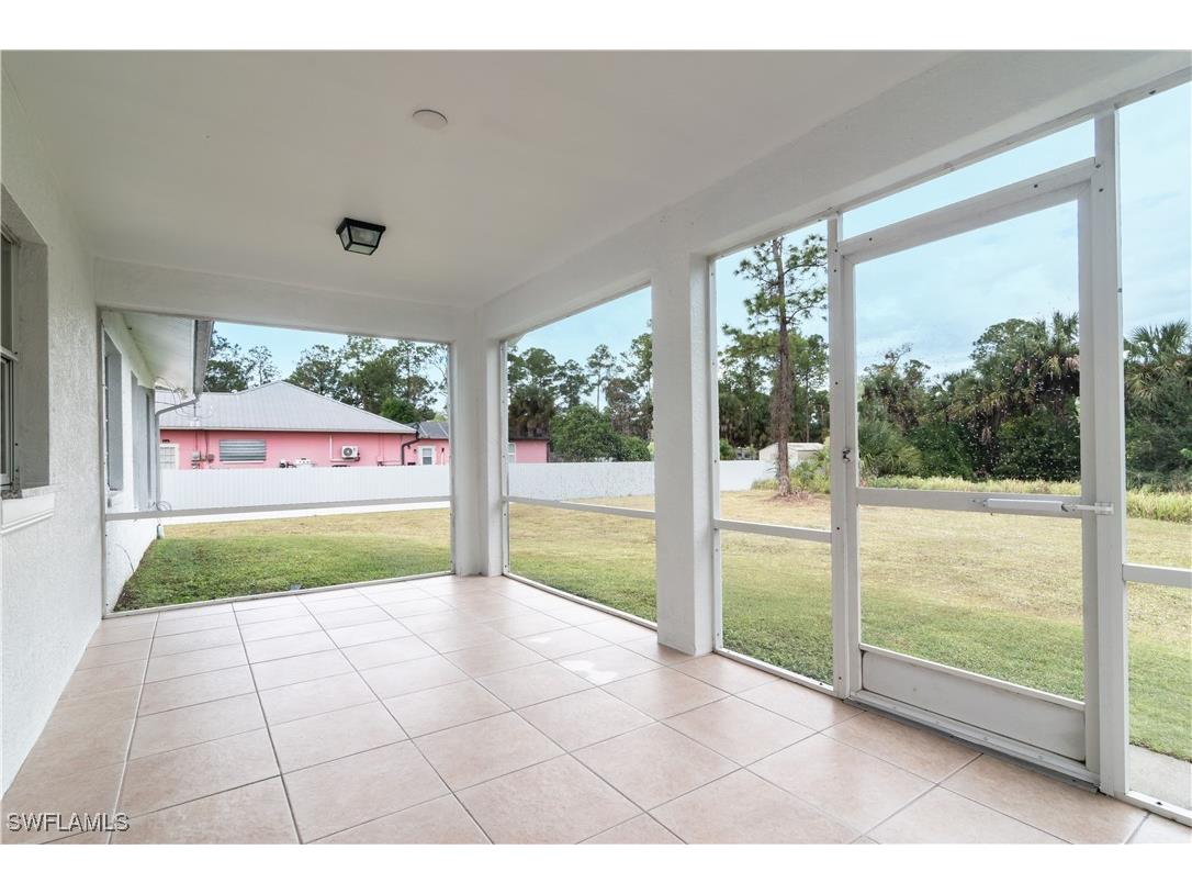 2911 6th Avenue SE Naples FL 34117 225061806 image3