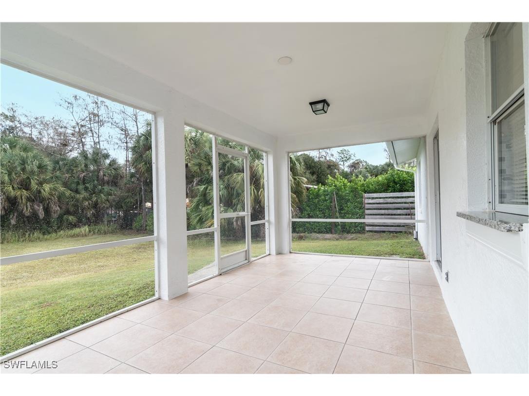 2911 6th Avenue SE Naples FL 34117 225061806 image4
