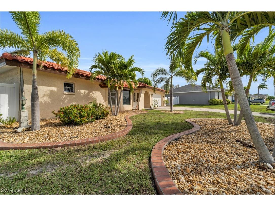 2911 SW 5th Place Cape Coral FL 33914 224006559 image1