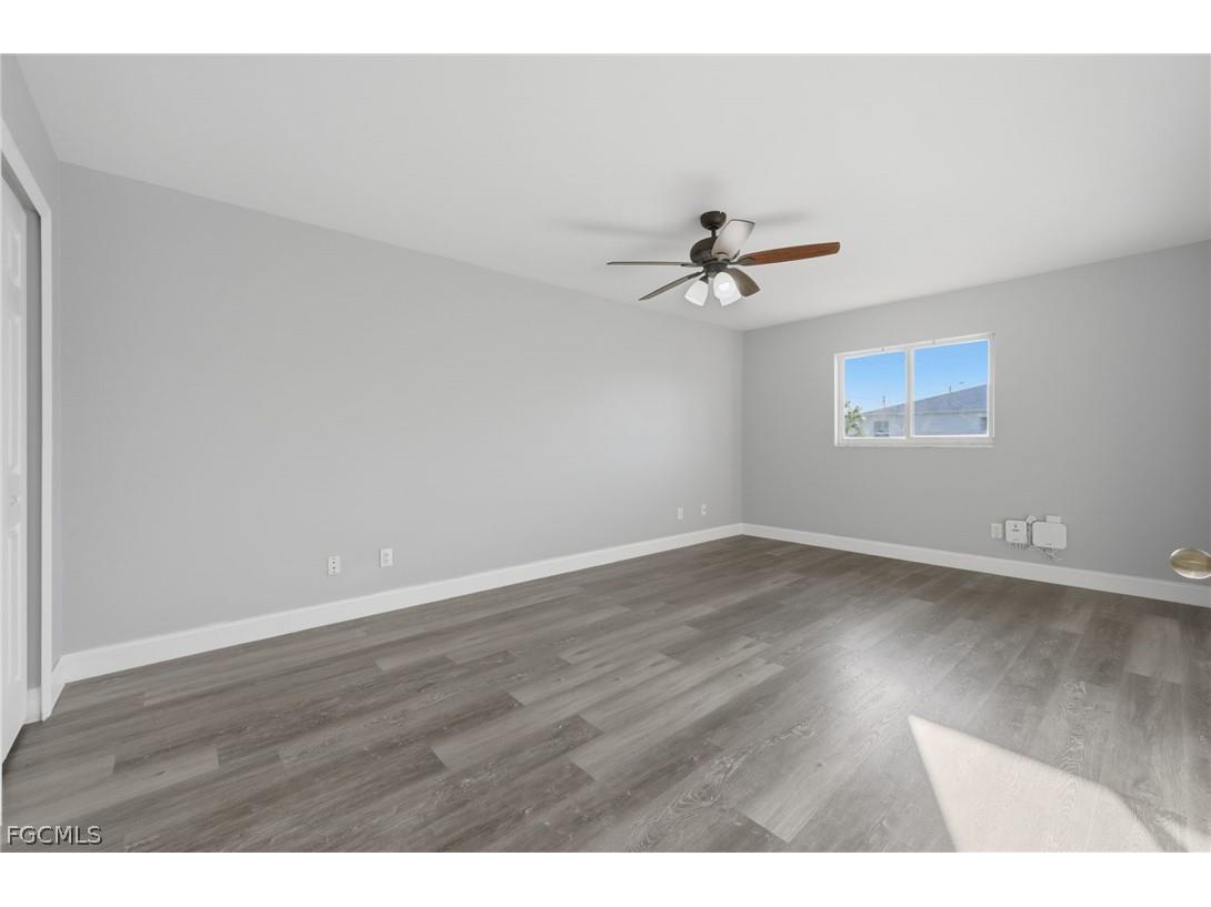 2912/2914 Santa Barbara Boulevard Cape Coral FL 33914 2026007079 image9