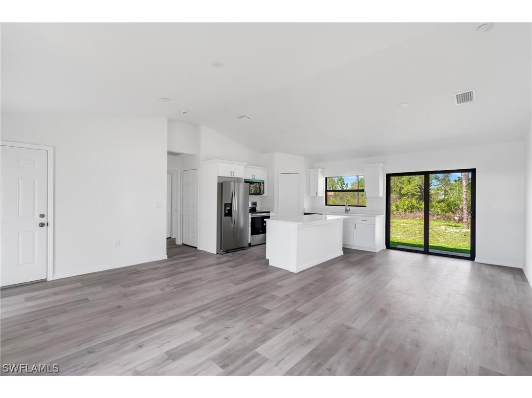 2912 8th Street W Lehigh Acres FL 33971 226012233 image2