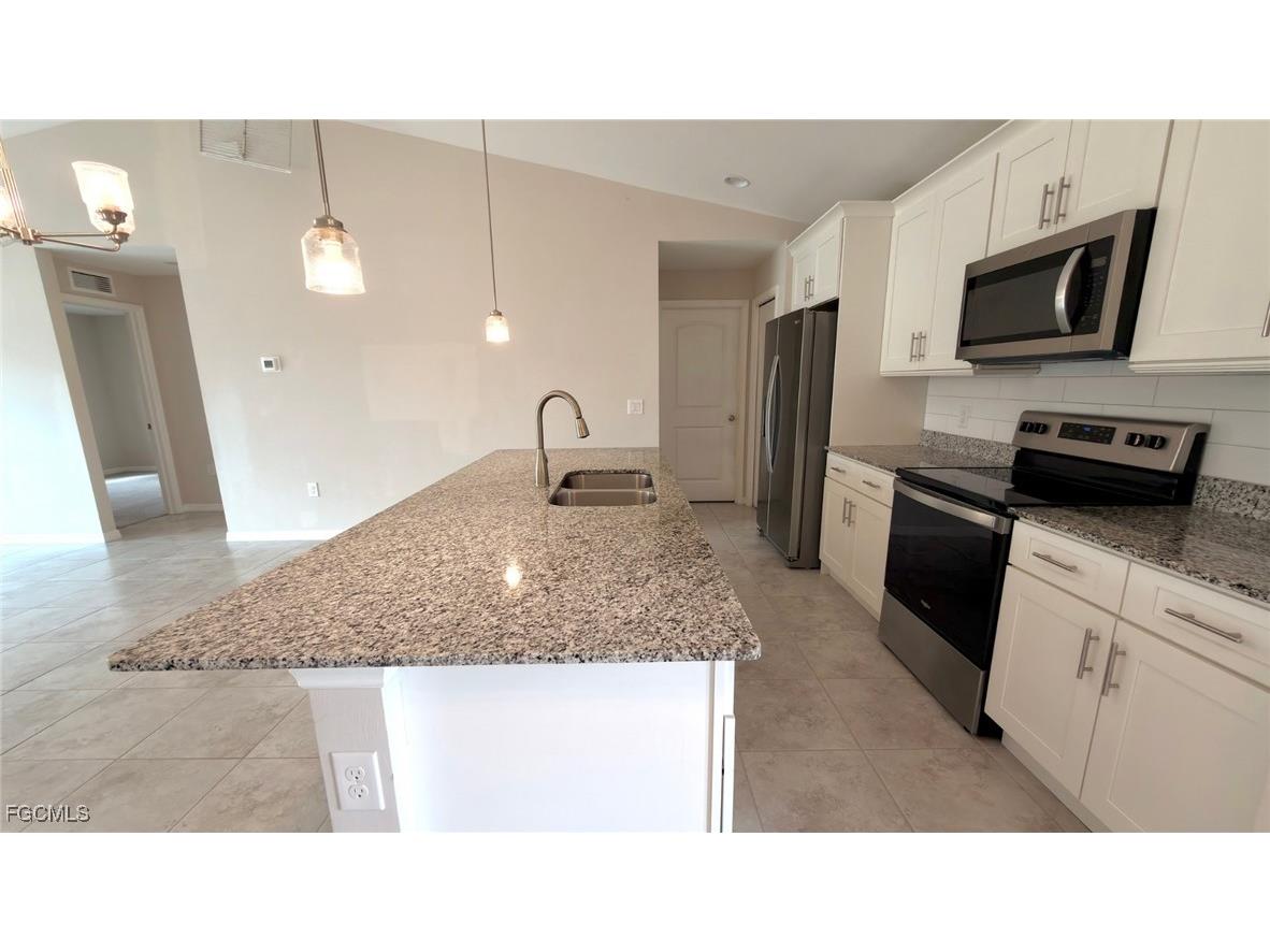 2912 NW 22nd Avenue Cape Coral FL 33993 2025013916 image1