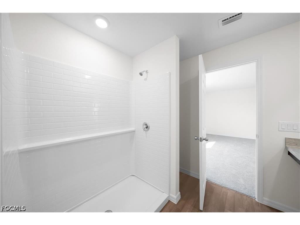 2912 NW 5th Place Cape Coral FL 33993 2026017023 image17