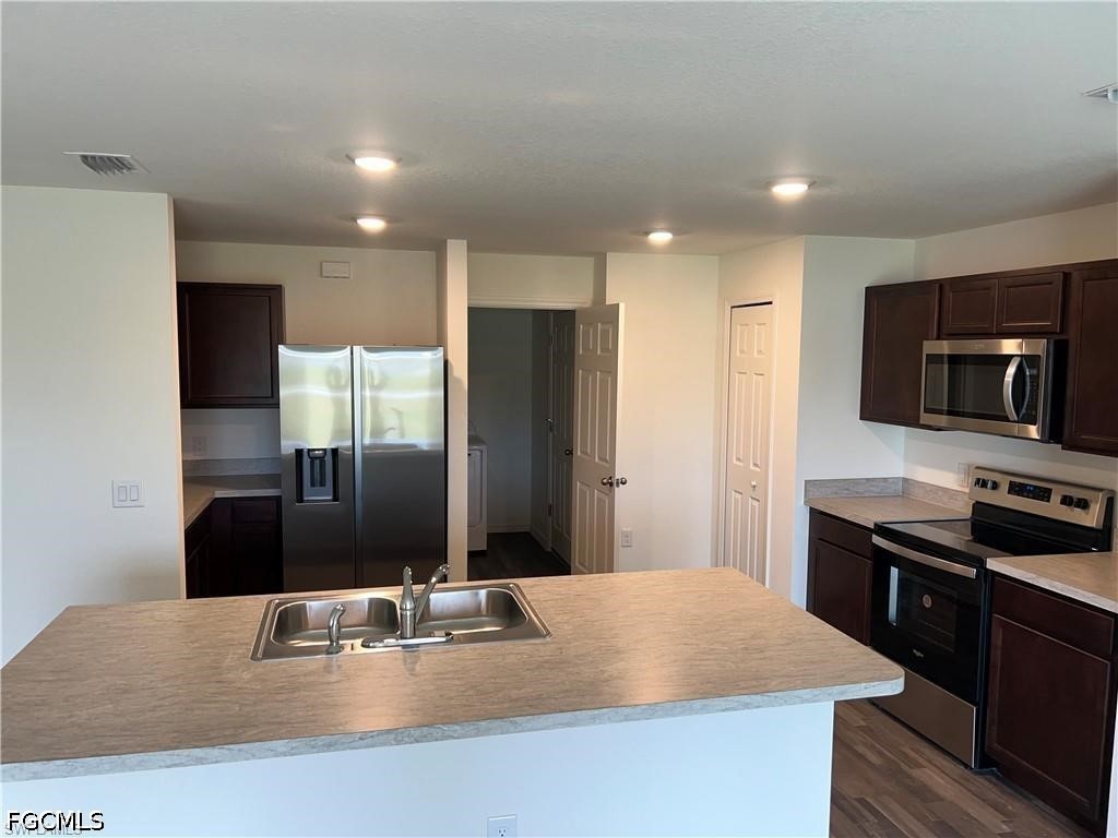 2912 NW 5th Place Cape Coral FL 33993 2026017023 image9