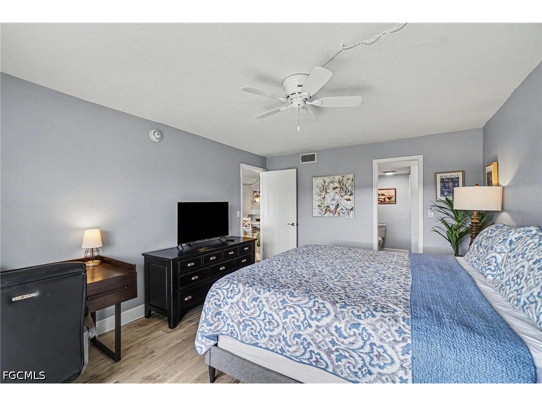 2912 Oleander Street #B3 Saint James City FL 33956 2026022309 image11