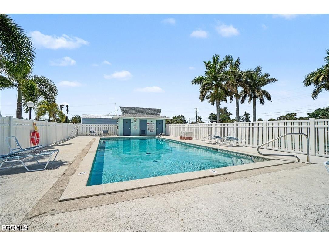 2912 Oleander Street #B3 Saint James City FL 33956 2026022309 image23