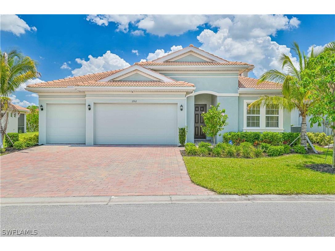 2912 Royal Gardens Avenue Fort Myers FL 33916 224048639 image1