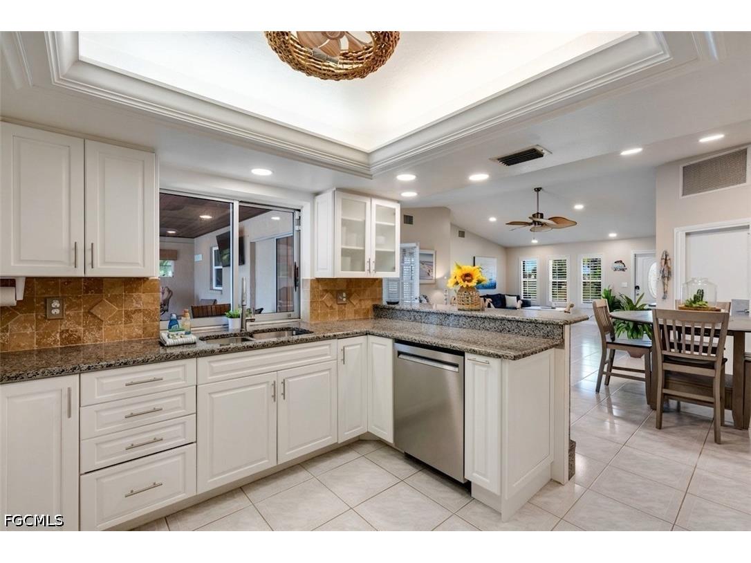 2912 SW 1st Terrace Cape Coral FL 33991 2026015318 image6
