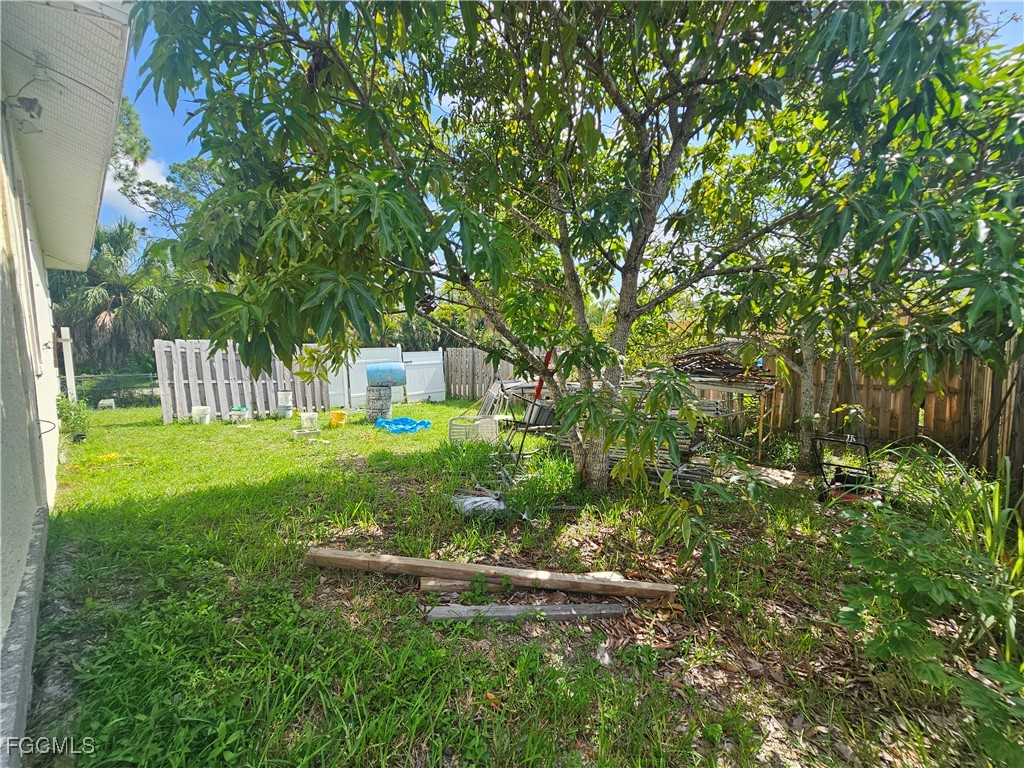 2912 Woodside Avenue Naples FL 34112 2025000491 image11