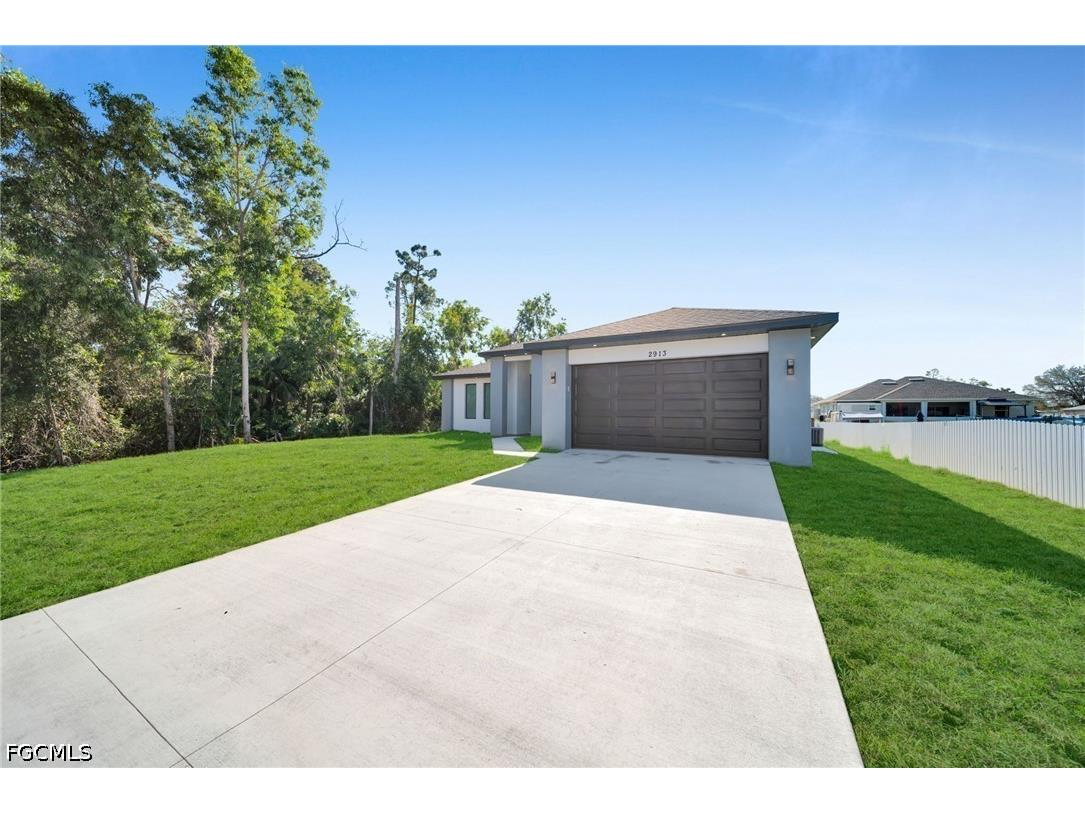 2913 14th Street W Lehigh Acres FL 33971 2026020291 image2