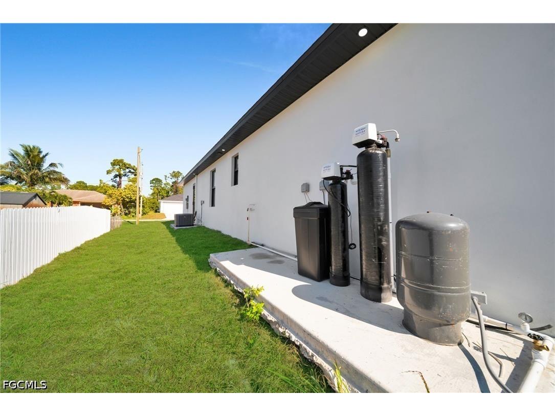 2913 14th Street W Lehigh Acres FL 33971 2026020291 image36