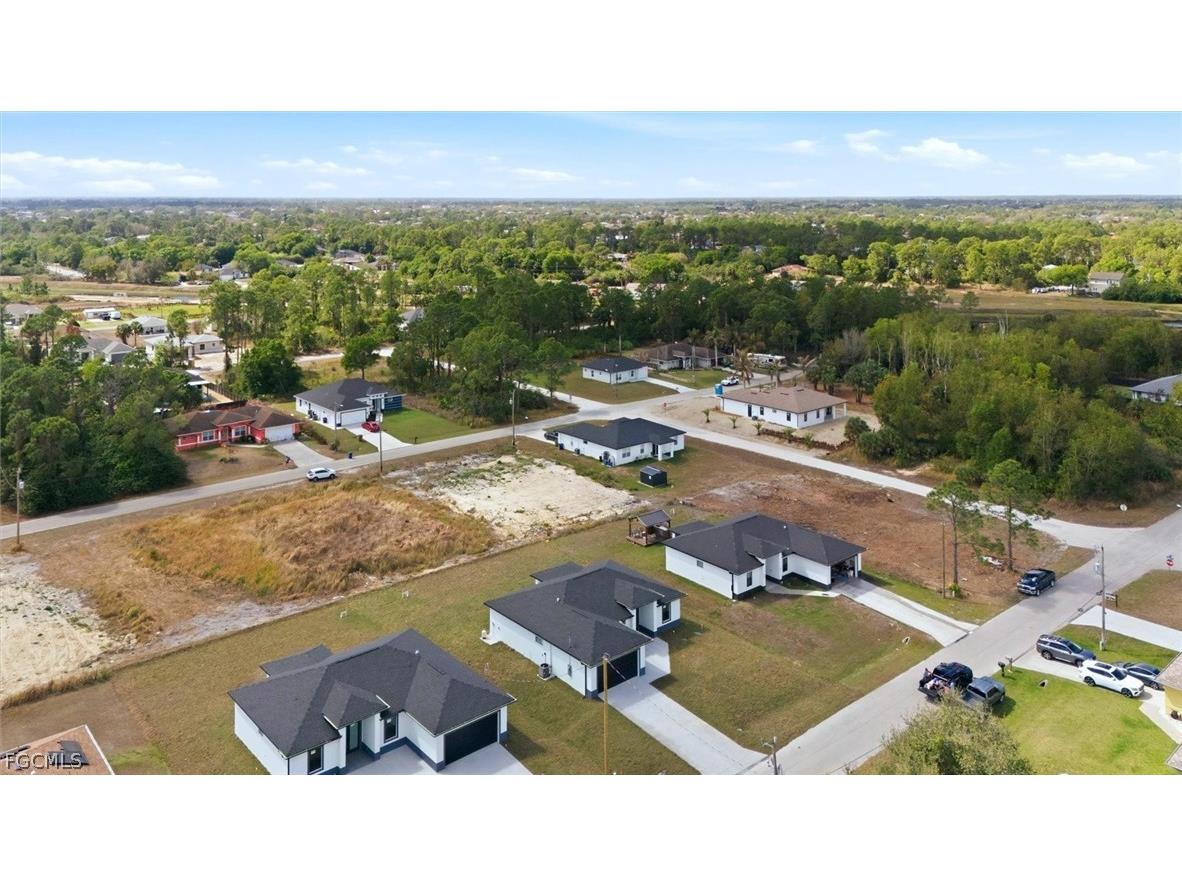 2913 24th Street W Lehigh Acres FL 33976 2026009642 image9