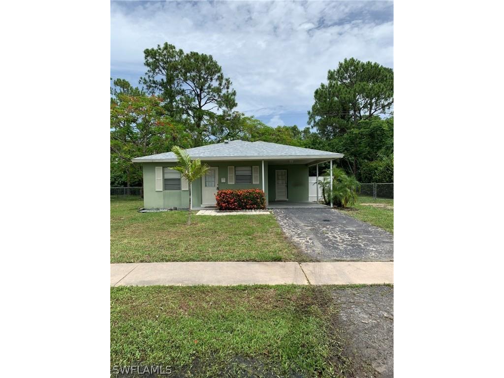 2913 Poinciana Drive Naples FL 34105 224053364 image1