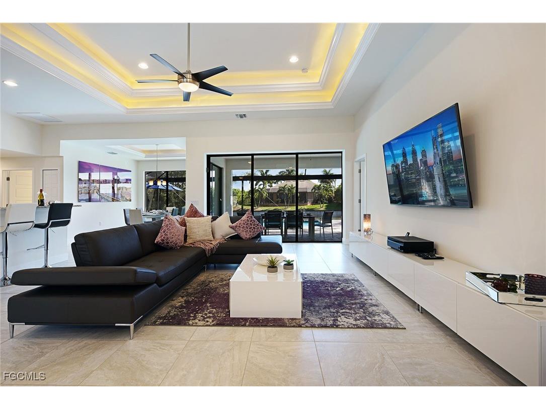 2913 SW 11th Place Cape Coral FL 33914 2025025790 image4