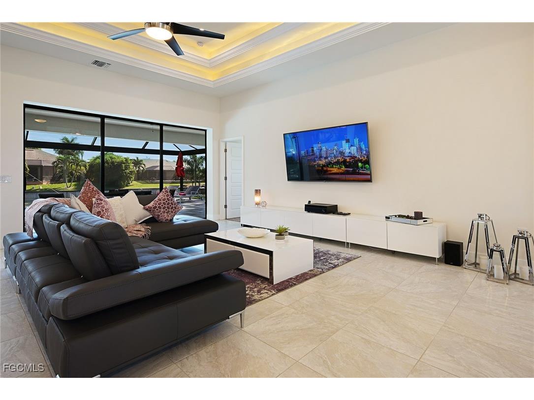 2913 SW 11th Place Cape Coral FL 33914 2025025790 image5