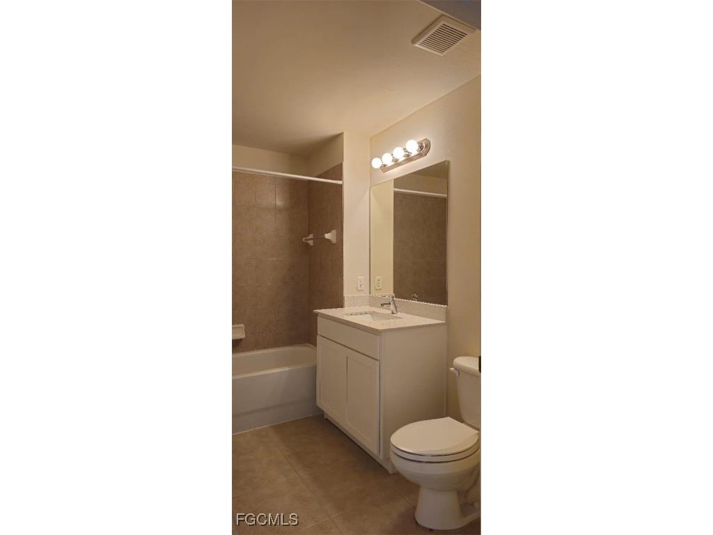 2913 Tuscan Drive #203 Cape Coral FL 33909 2025002679 image16