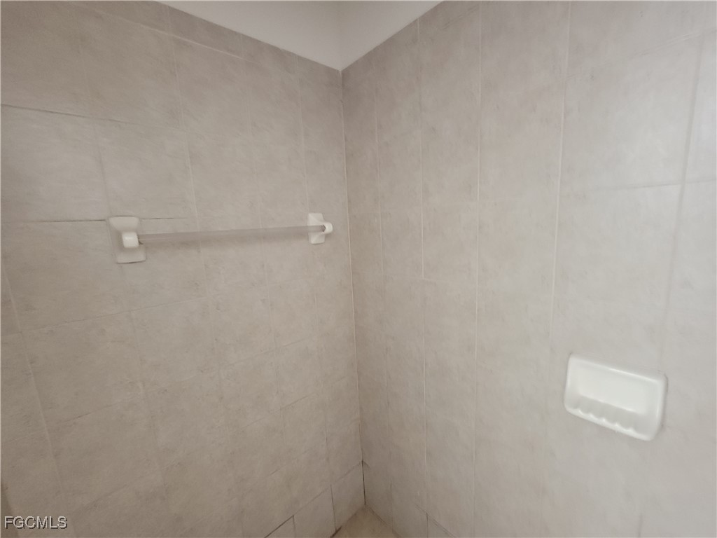 2913 Tuscan Drive #203 Cape Coral FL 33909 2026000152 image16