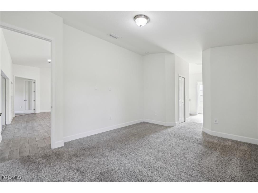 2914 Flora Avenue N Lehigh Acres FL 33971 2025019664 image15