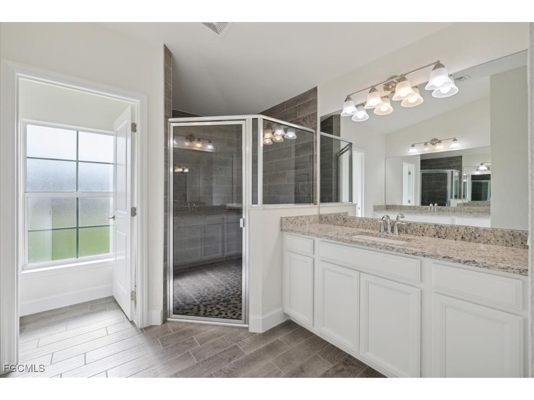 2914 Flora Avenue N Lehigh Acres FL 33971 2025019664 image17