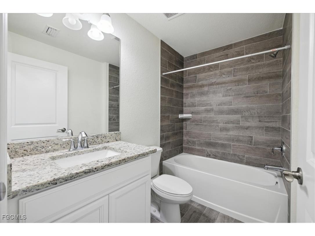 2914 Flora Avenue N Lehigh Acres FL 33971 2025019664 image25