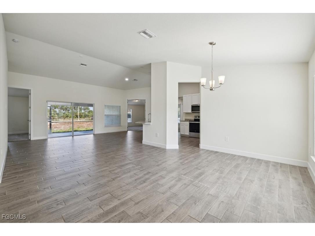 2914 Flora Avenue N Lehigh Acres FL 33971 2025019664 image4