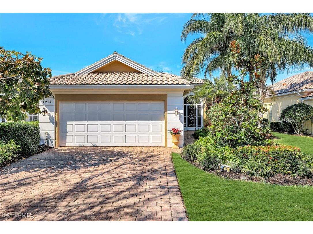2914 Gilford Way Naples FL 34119 225012783 image1