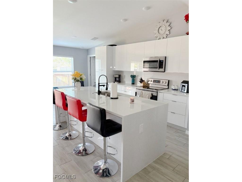 2914 NW 27th Street Cape Coral FL 33993 2025005536 image8