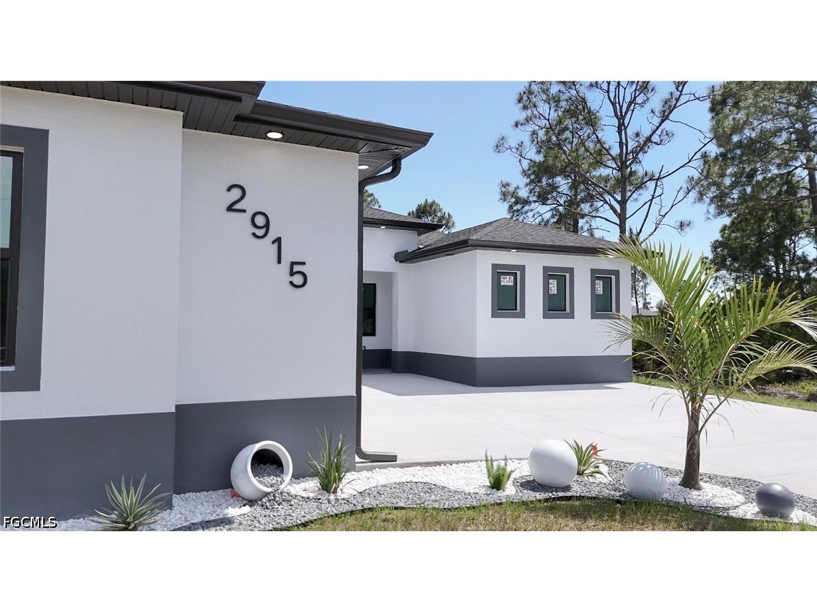 2915 49th Street W Lehigh Acres FL 33971 2026020980 image4