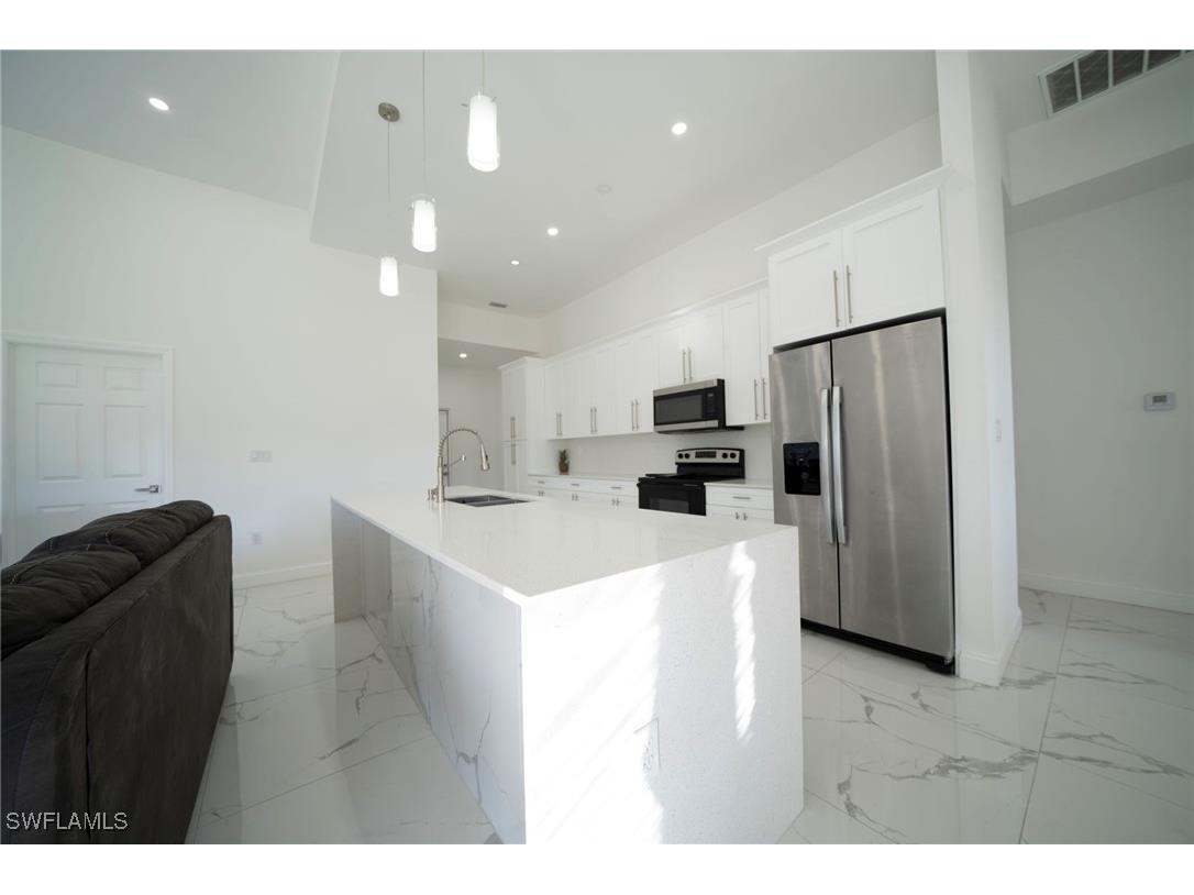 2915 5th Street SW Lehigh Acres FL 33976 225017516 image9