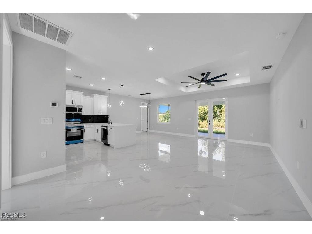 2915 6th Street SW Lehigh Acres FL 33976 2025020194 image6