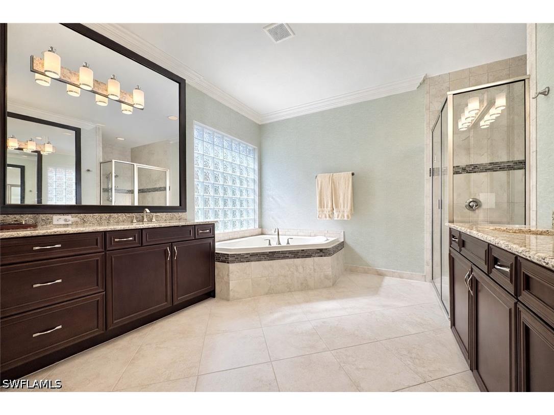2915 Cinnamon Bay Circle Naples FL 34119 226016516 image19