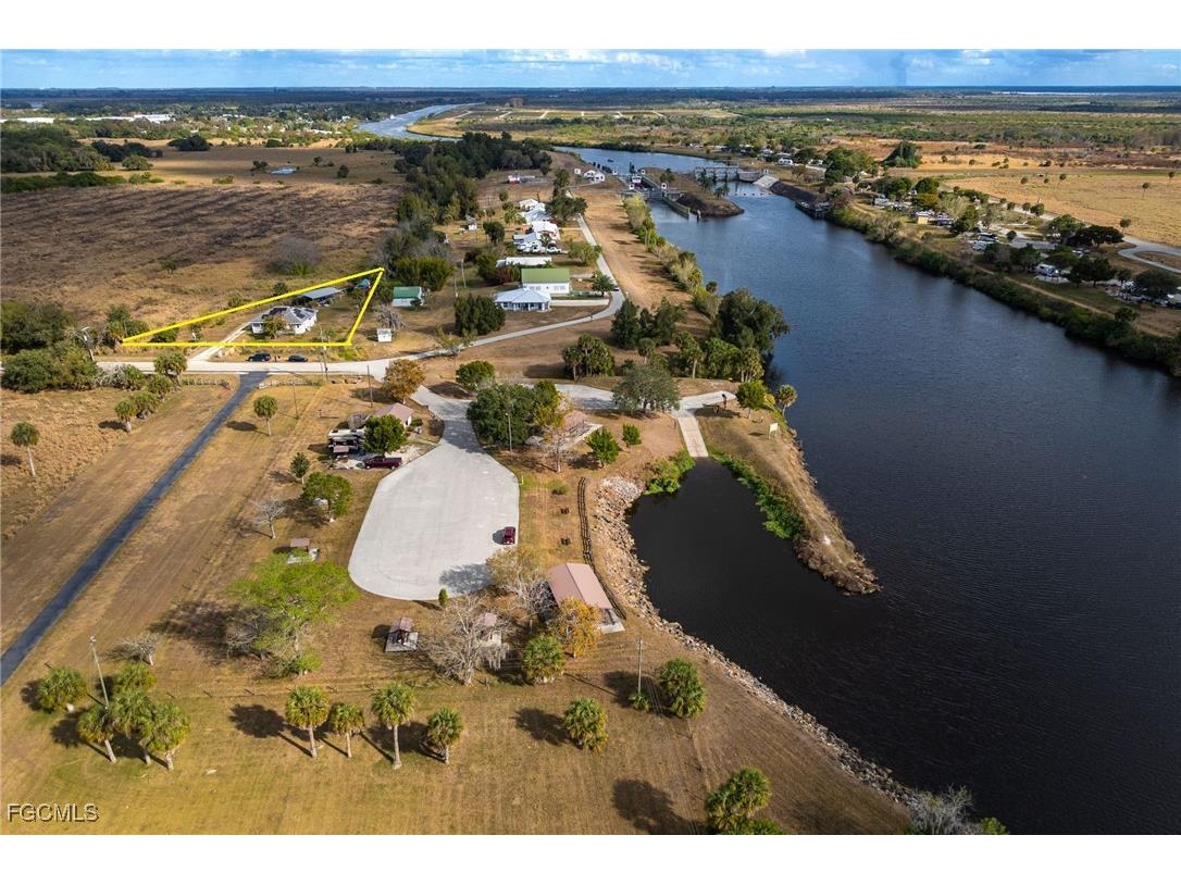 2915 Ortona Locks Road Moore Haven FL 33471 2026002755 image20