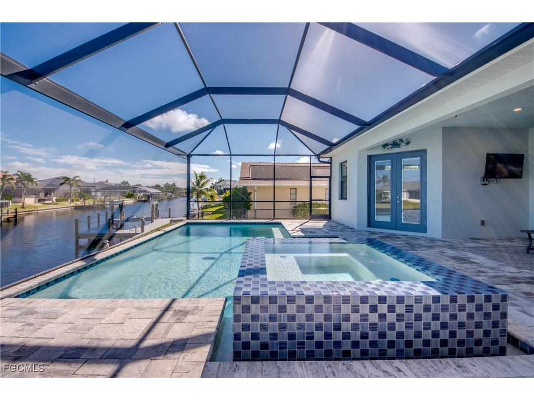 2915 SW 38th Terrace Cape Coral FL 33914 2025013953 image1