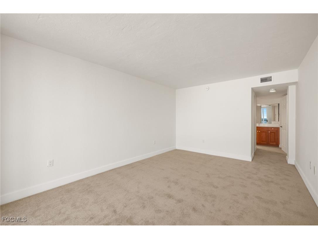 2915 W Gulf Drive #A201 Sanibel FL 33957 2025019104 image21