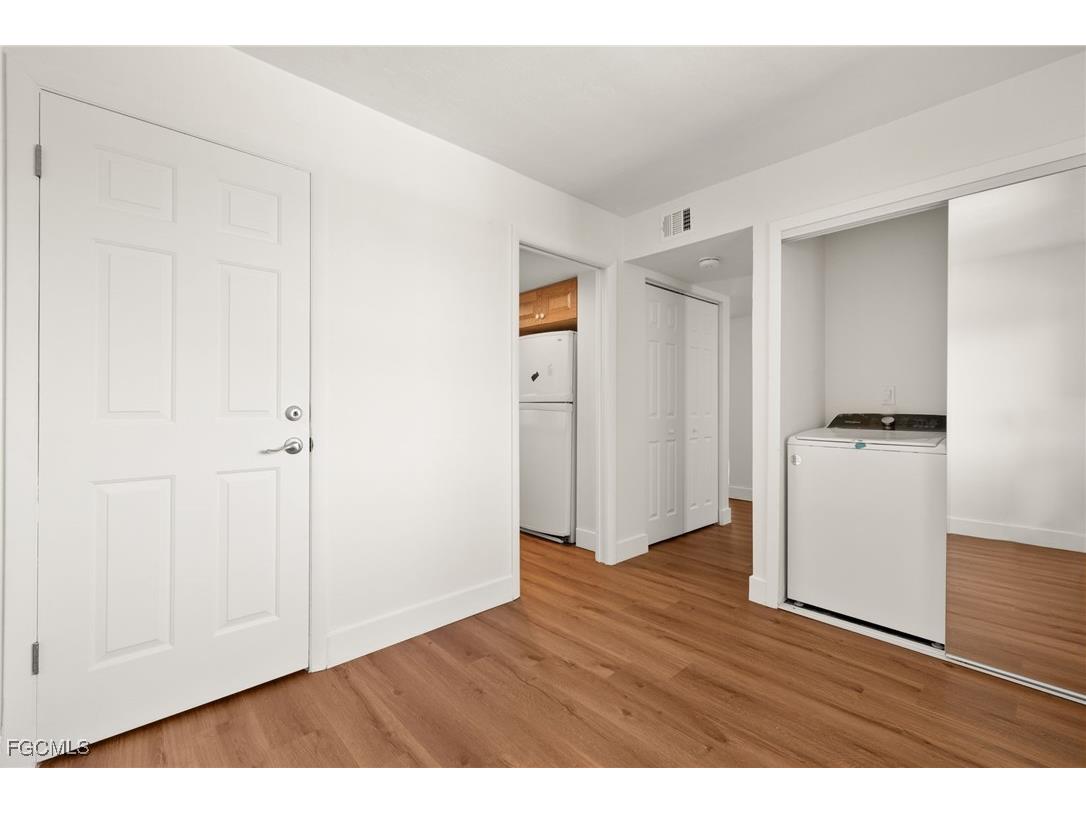 2915 W Gulf Drive #A201 Sanibel FL 33957 2025019104 image29