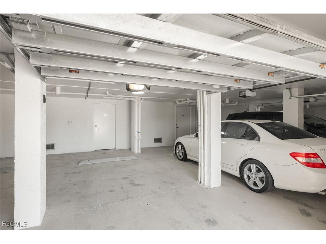 2915 W Gulf Drive #A201 Sanibel FL 33957 2025019104 image32