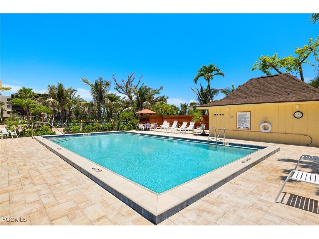 2915 W Gulf Drive #A201 Sanibel FL 33957 2025019104 image36